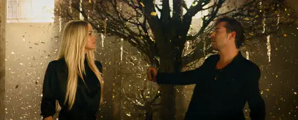 David Bisbal y Carrie Underwood en el vídeo de 'Tears Of Gold' David Bisbal y Carrie Underwood en el vídeo de 'Tears Of Gold'