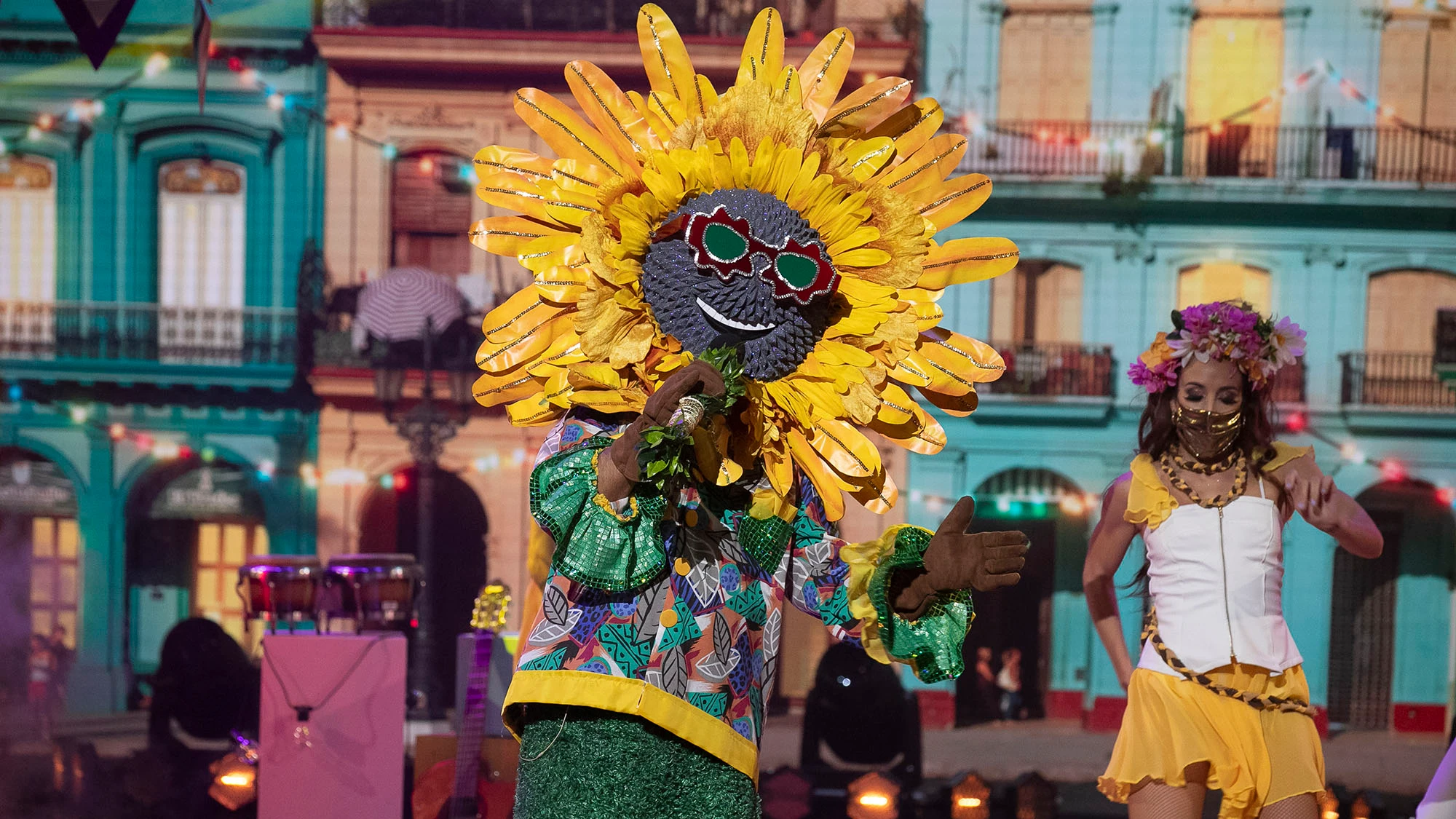 El Girasol pone en pie al público de ‘Mask Singer’ al ritmo de ‘Despacito’ de Luis Fonsi