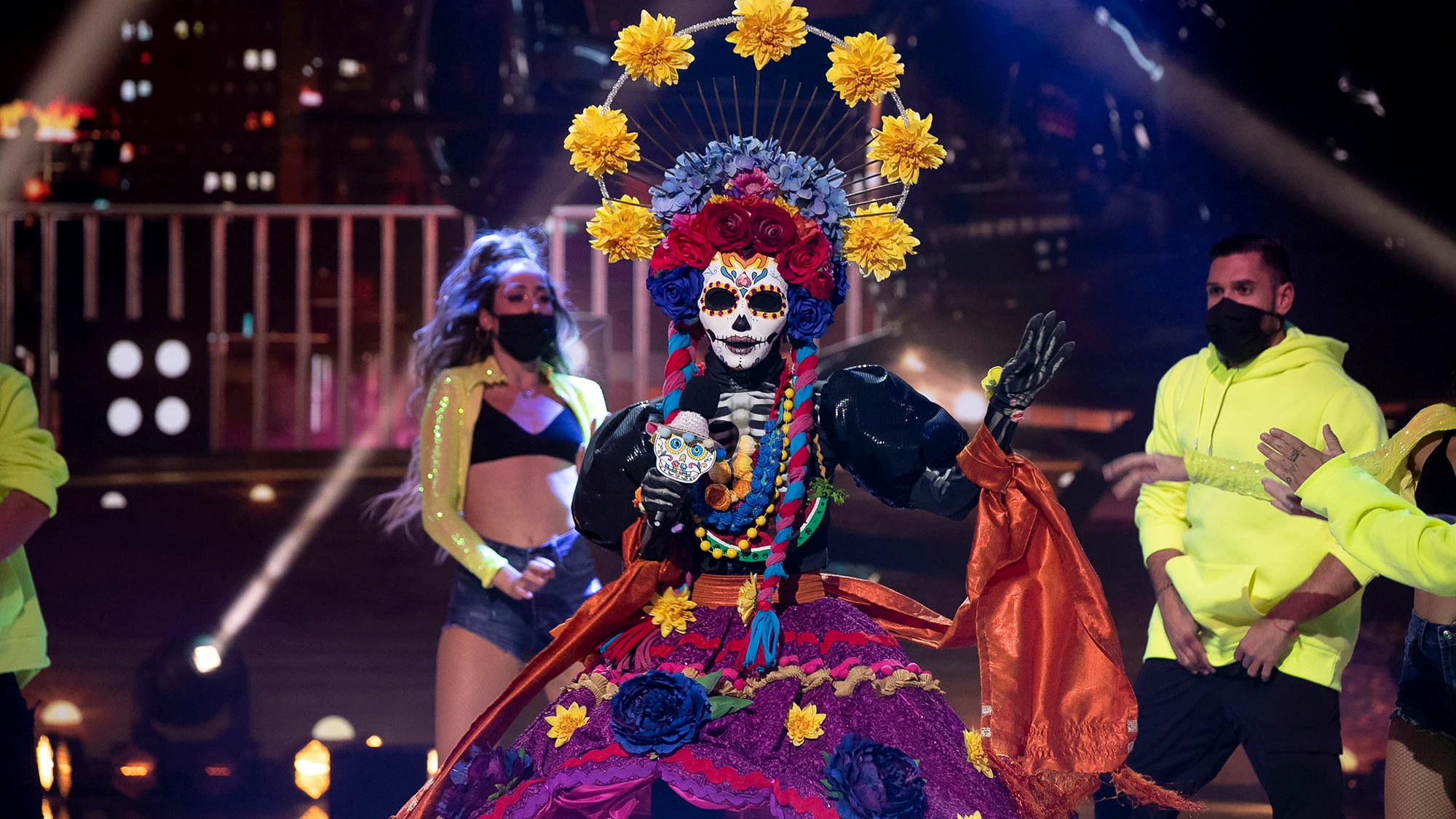 Catrina, más sexy que nunca con ‘Bang Bang’ de Ariana Grande, Jessie J y Nicki Minaj