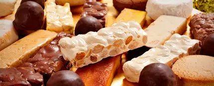 Turrón y otros dulces navideños Turrón y otros dulces navideños
