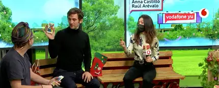 Raúl Arévalo y Anna Castillo en 'yu' Raúl Arévalo y Anna Castillo en 'yu'