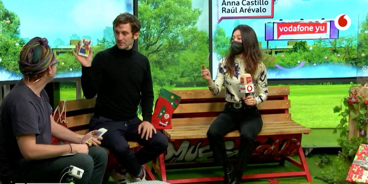 Raúl Arévalo y Anna Castillo en 'yu'