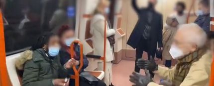 &quot;¡Tápese la nariz, coño!&quot;: bronca en el Metro de Madrid por una mascarilla mal puesta