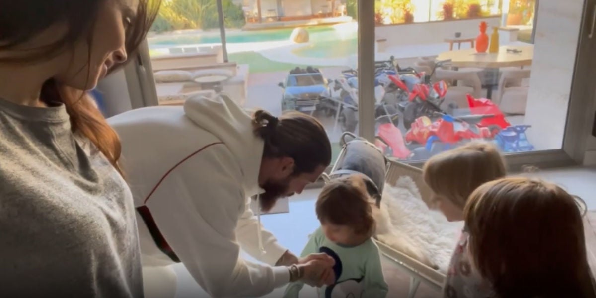 Pilar Rubio y Sergio Ramos en el día de Reyes junto con sus hijos