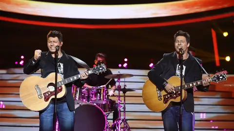 Gemeliers se preguntan ‘Desde cuándo’ como Alejandro Sanz en la Gran Final Gemeliers se preguntan ‘Desde cuándo’ como Alejandro Sanz en la Gran Final