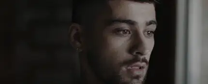 Zayn Malik en el vídeo de 'Better' Zayn Malik en el vídeo de 'Better'