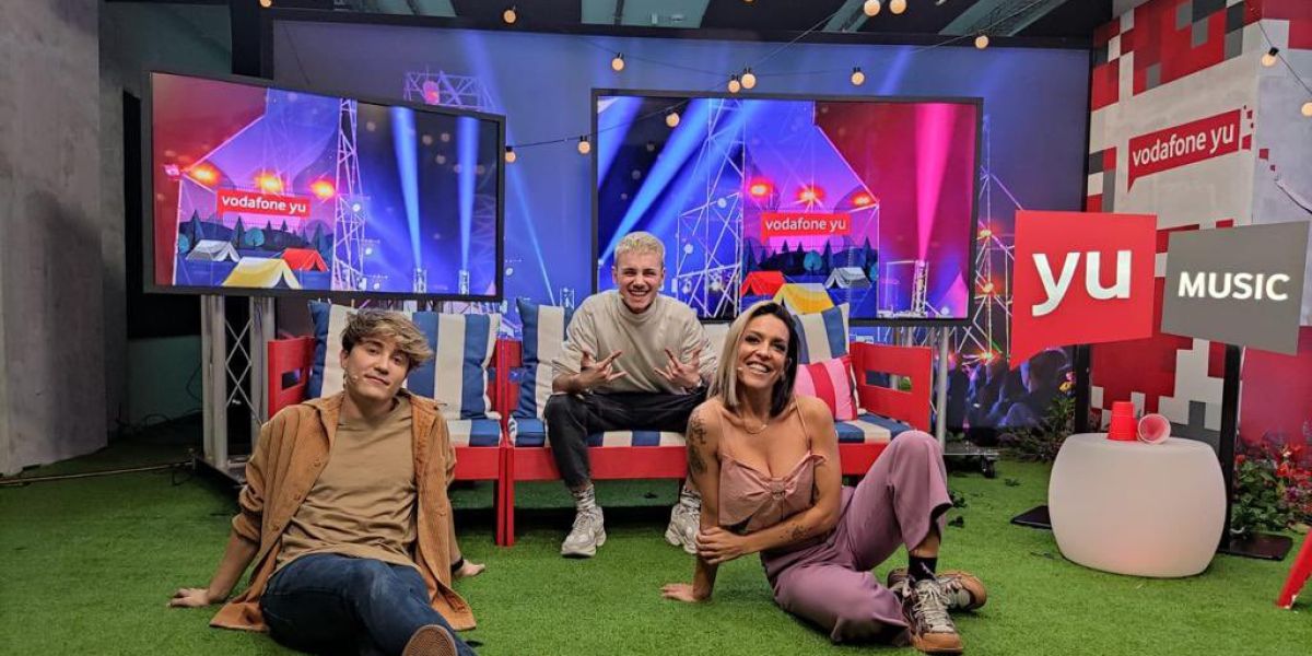Carlos Marco, Hugo Cobo y Lorena Castell en 'yu Music'