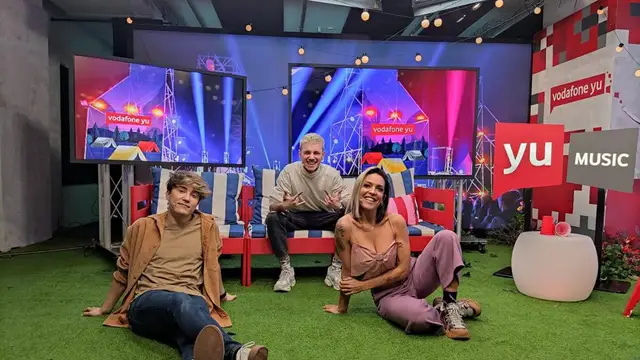 Carlos Marco, Hugo Cobo y Lorena Castell en 'yu Music'