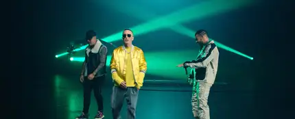 Wisin y Yandel con Manuel Turizo en 'Mala Costumbre' Wisin y Yandel con Manuel Turizo en 'Mala Costumbre'