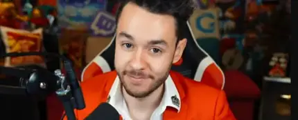 El streamer y youtuber TheGrefg El streamer y youtuber TheGrefg