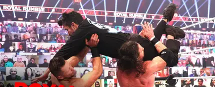 Bad Bunny ataca a John Morrison y The Miz en la WWE Royal Rumble Bad Bunny ataca a John Morrison y The Miz en la WWE Royal Rumble