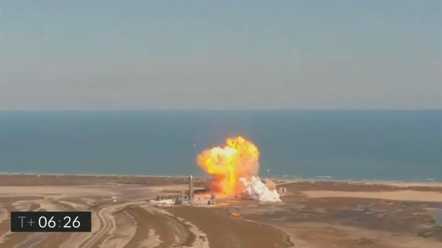 Momento de la explosi&oacute;n de la aeronave de SpaceX