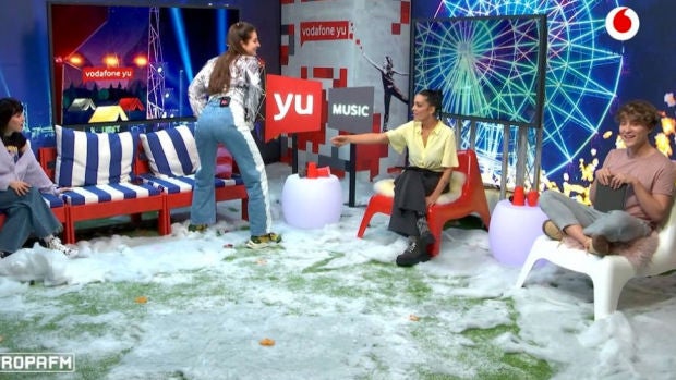 'yu Music' con Lorena Castell, Carlos Marco, Sandra Delaporte y Angy Fernández.