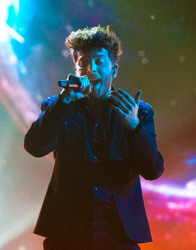 Blas Cantó durante su actuación. Blas Cantó durante su actuación.