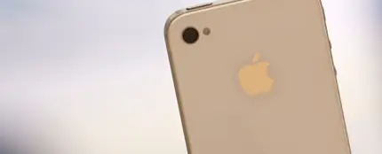 Móvil iPhone por detrás. Móvil iPhone por detrás.