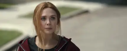 Elizabeth Olsen como Bruja Escarlata en 'WandaVision' Elizabeth Olsen como Bruja Escarlata en 'WandaVision'