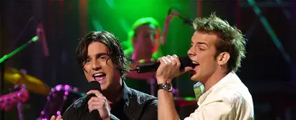 David Bustamante y Álex Casademunt cantan 'Dos hombres y un destino' David Bustamante y Álex Casademunt cantan 'Dos hombres y un destino'