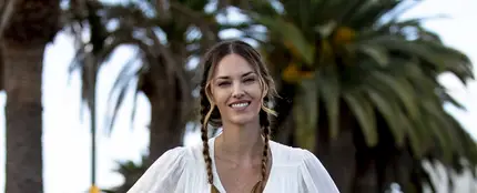 Helen Lindes Helen Lindes