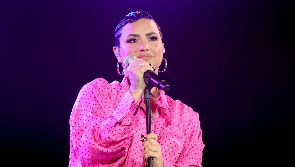 Demi Lovato con el pelo corto