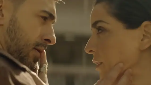 La pasión como hilo conductor de 'El mismo puñal', el videoclip de Ruth Lorenzo y Rayden