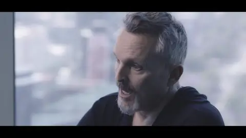 "Si querías meter una pulla, ya lo has hecho": la respuesta de Miguel Bosé cuando Évole le dice que su equipo le pidió PCR "Si querías meter una pulla, ya lo has hecho": la respuesta de Miguel Bosé cuando Évole le dice que su equipo le pidió PCR
