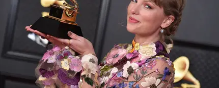 Taylor Swift se lleva por delante a Los Beatles Taylor Swift se lleva por delante a Los Beatles
