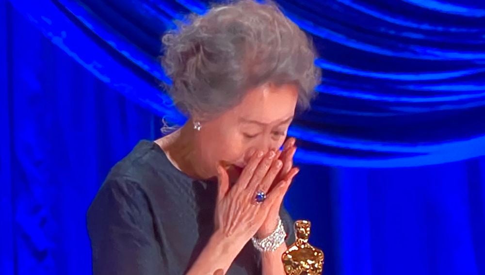 Sí sólo puedes ver un discurso de los Oscar, que sea el de Yuh-Jung Youn
