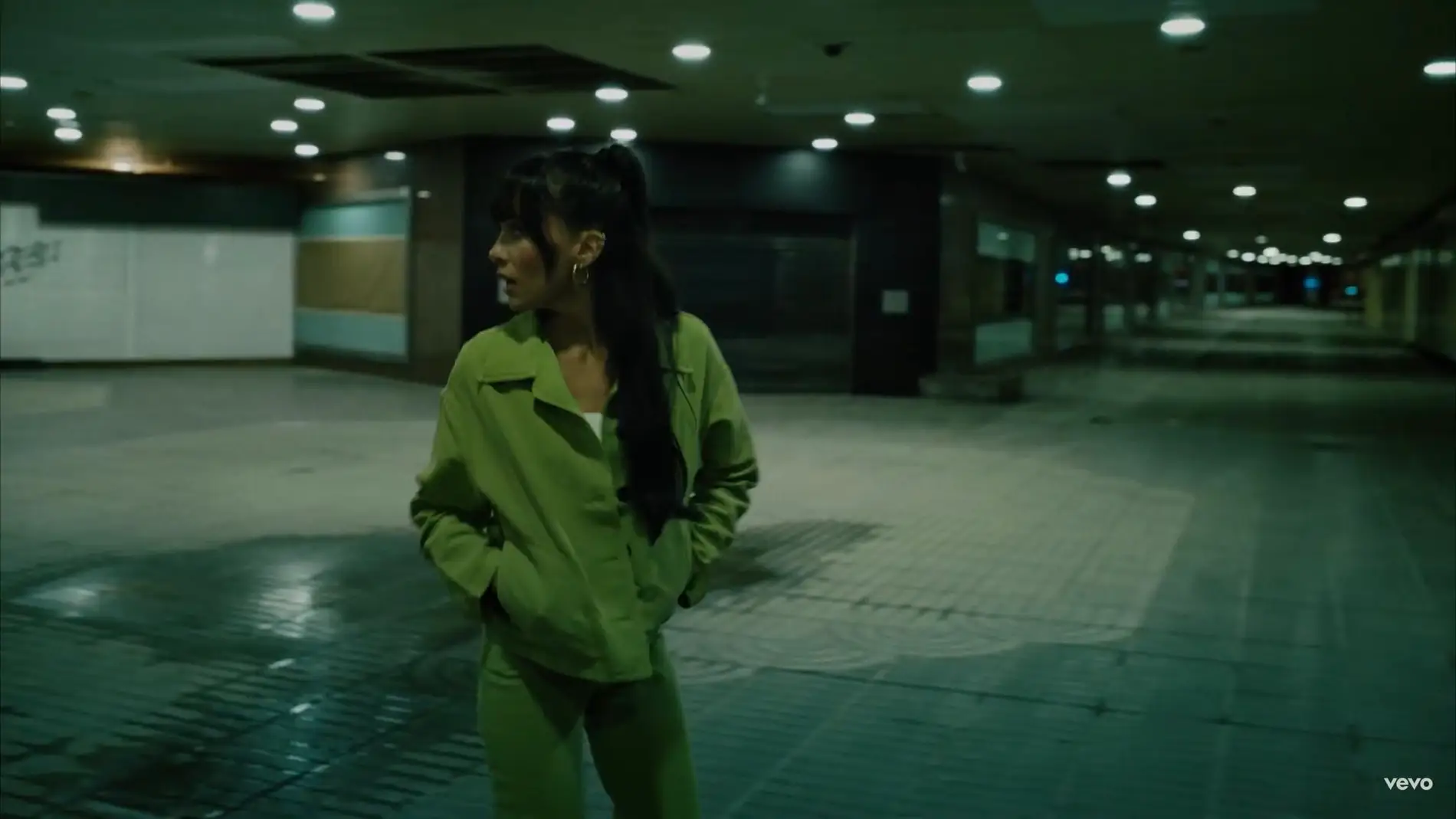 Aitana en el videoclip de 'Ni Una Más'