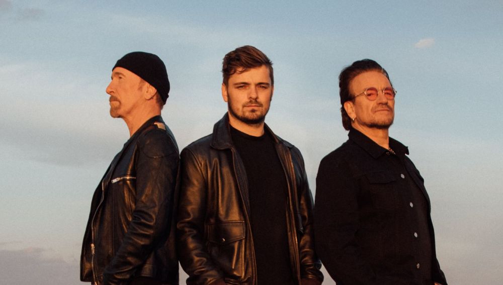 Martin Garrix se une a Bono y The Edge de U2 en 'We are the people'