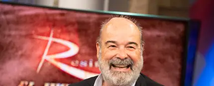 Padel, vino, viajes al espacio... Antonio Resines dicta sentencia en 'El Hormiguero 3.0' Padel, vino, viajes al espacio... Antonio Resines dicta sentencia en 'El Hormiguero 3.0'