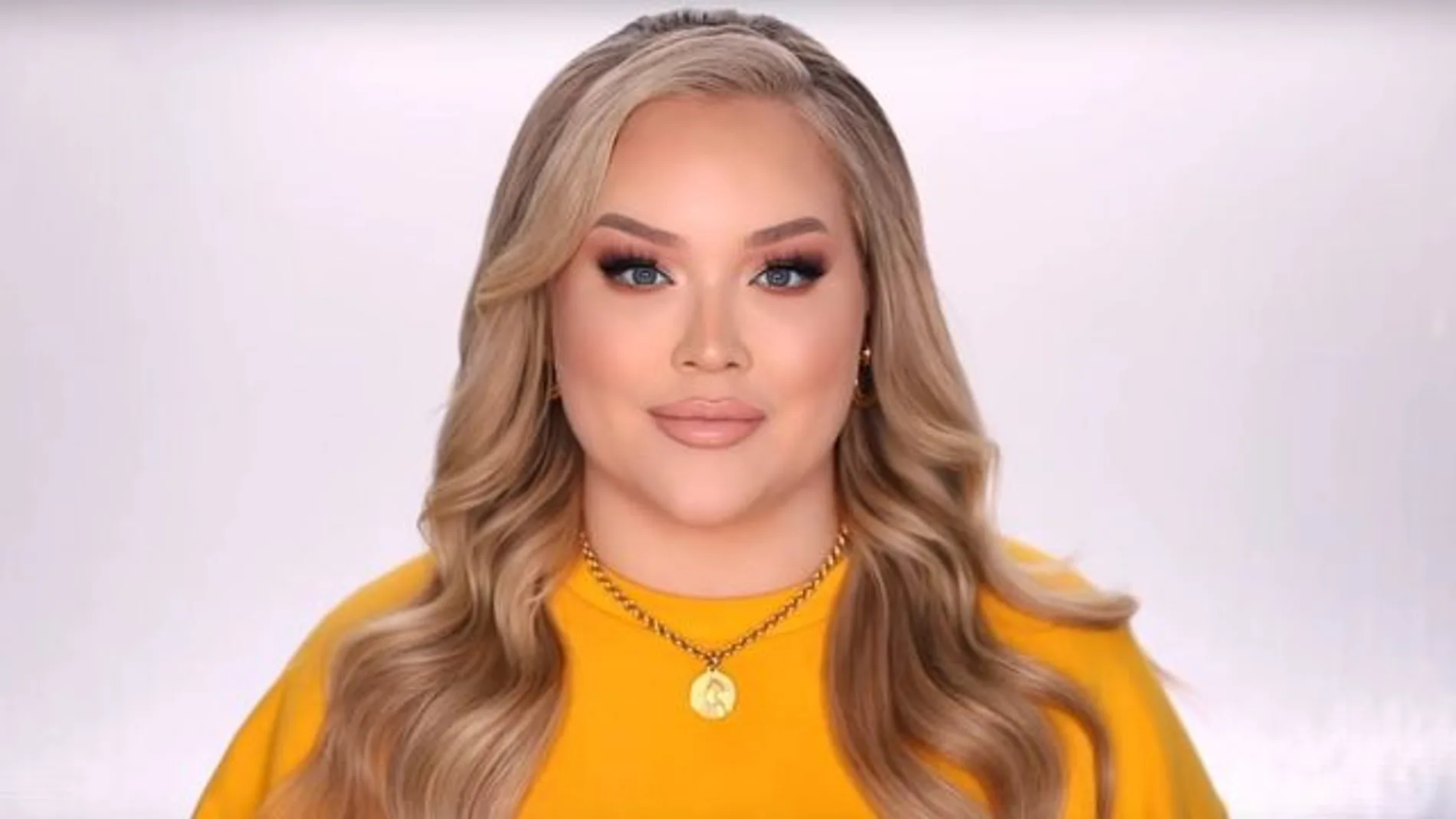 NikkieTutorials, la primera presentadora transgénero de Eurovisión NikkieTutorials, la primera presentadora transgénero de Eurovisión