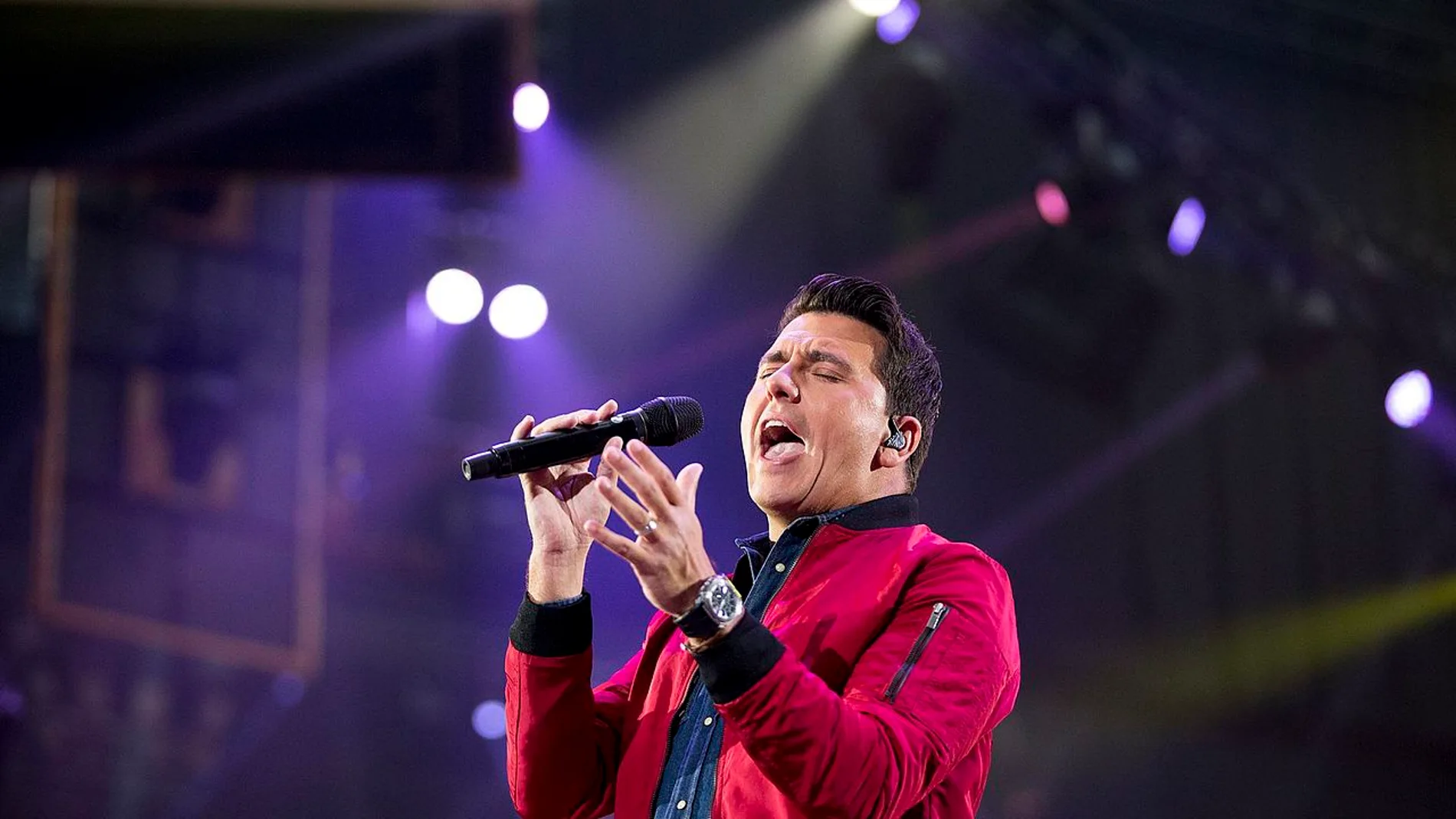 Jan Smit, el cantante neerlandés que empezó a triunfar con 10 años Jan Smit, el cantante neerlandés que empezó a triunfar con 10 años