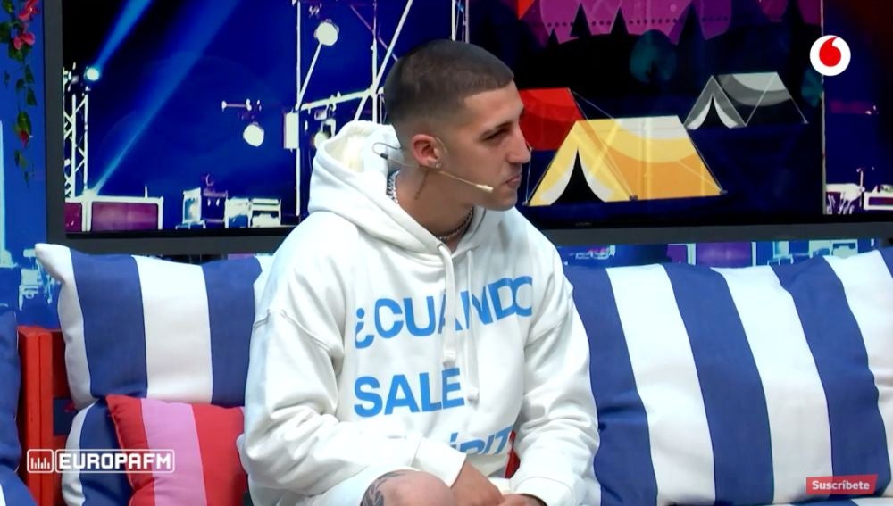 Love Yi: "Trabajaba en el Burger y decidí que quería cantar"