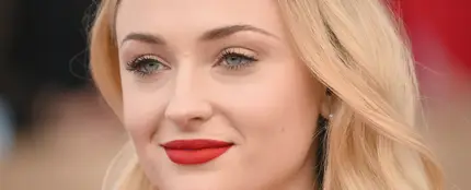 La actriz Sophie Turner La actriz Sophie Turner