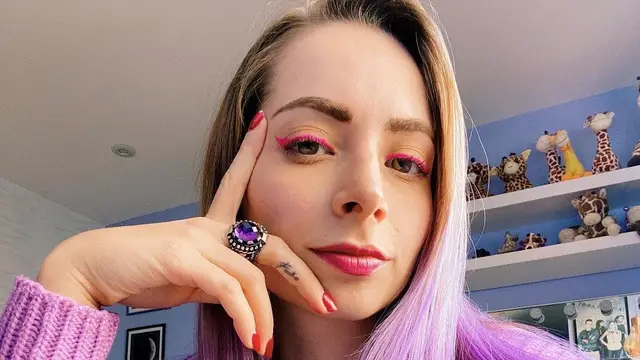 Detienen a la youtuber mexicana Yosseline Hoffman por un delito de pornografía infantil