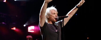 Bon Jovi actúa en acústico en el Mobile World Congress de Barcelona