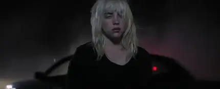 Billie Eilish muestra las moratones que se hizo grabando de 'NDA' Billie Eilish muestra las moratones que se hizo grabando de 'NDA'