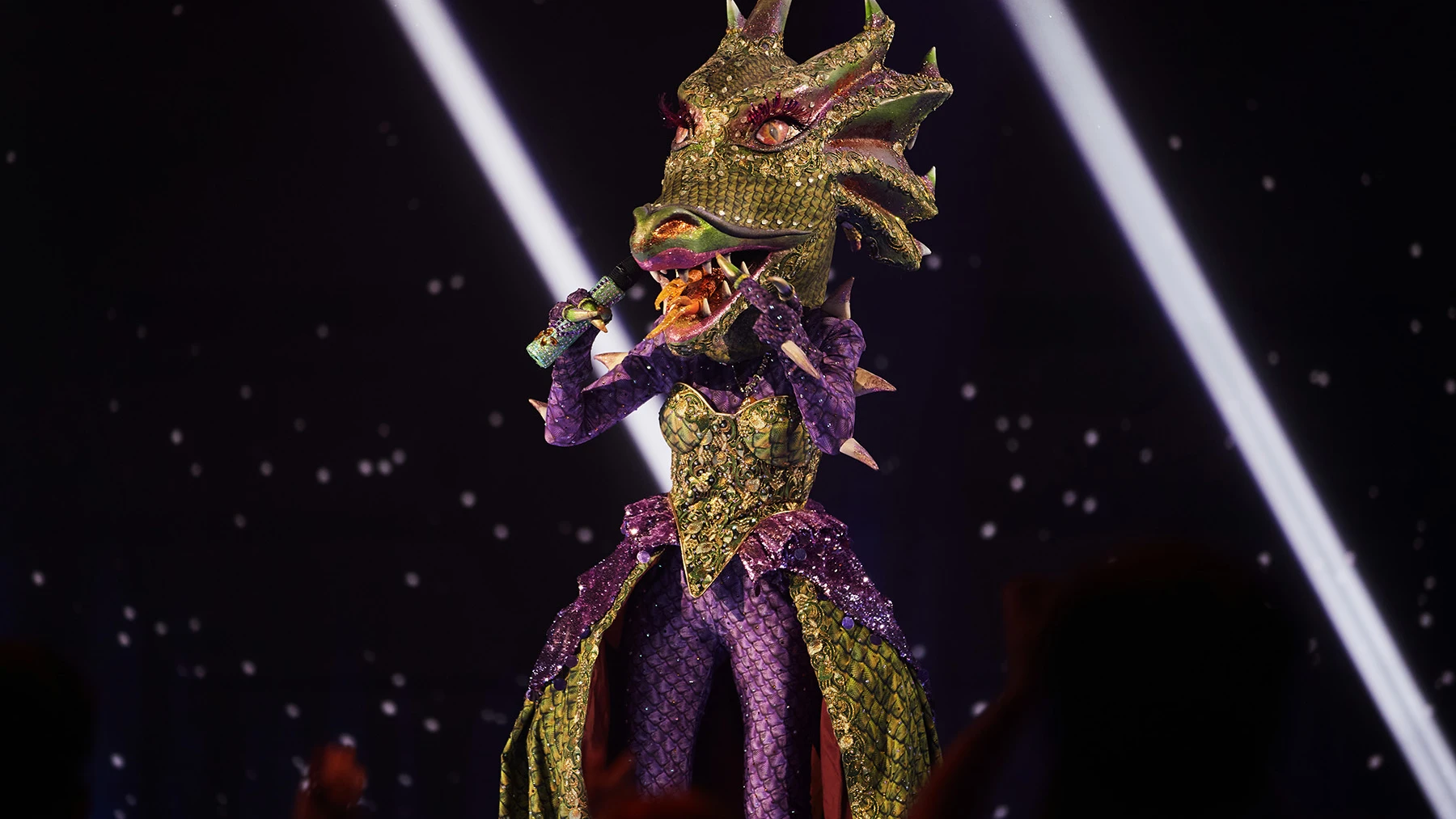 La Dragona nos endulza con ‘Como tú’ en el Duelo Final de ‘Mask Singer’