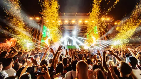 Escenario principal de Exit Festival Por el escenario principal de Exit Festival pasaron artistas como David Guetta, DJ Snake, Sabaton, Robin Schulz o Paul Van Dyk