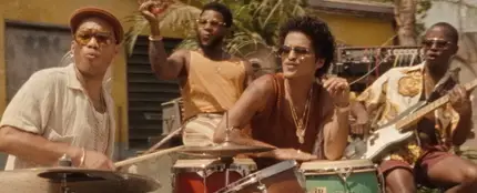 Bruno Mars y Anderson .Paak en 'Skate' Bruno Mars y Anderson .Paak en 'Skate'