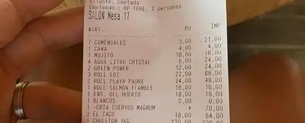 Un empresario deja más de 4.000 euros de propina en un restaurante de Marbella Un empresario deja más de 4.000 euros de propina en un restaurante de Marbella