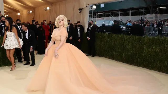 Billie Eilish, de Oscar de la Renta en la MET Gala 2021