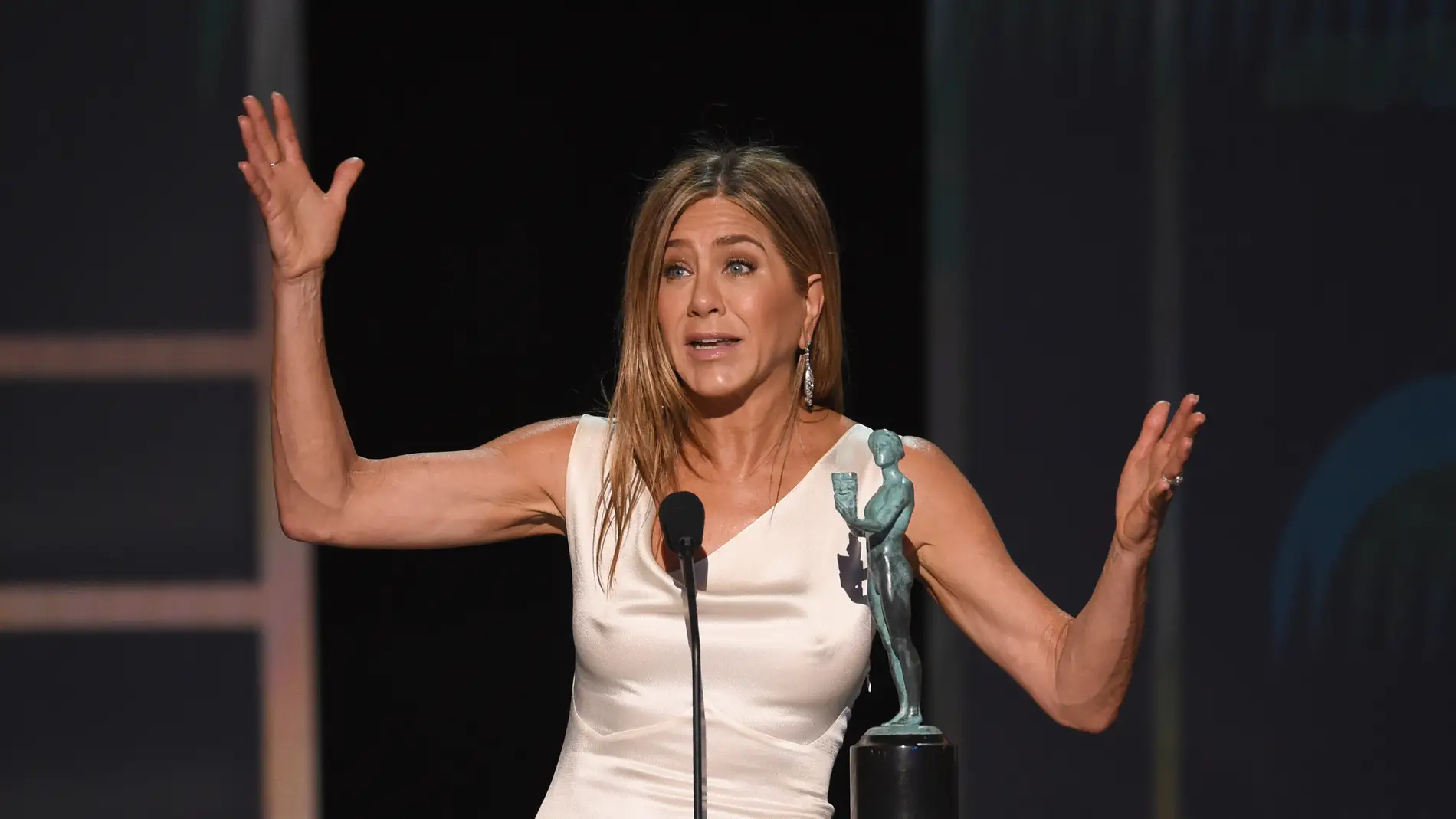 Jennifer Aniston recoge el premio a Mejor actriz de drama por 'The Morning Show'