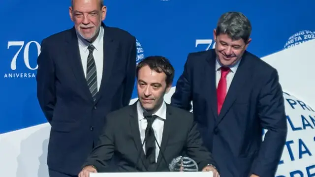 Jorge Díaz, Agustín Martínez y Antonio Mercero, los tres escritores tras el seudónimo Carmen Mola.