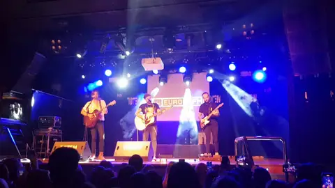 Dani Fernández canta 'Te esperaré toda la vida' Dani Fernández canta 'Te esperaré toda la vida'