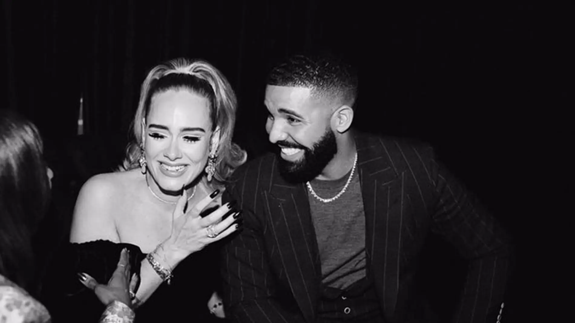 Adele y Drake en su fiesta de cumpleaños.