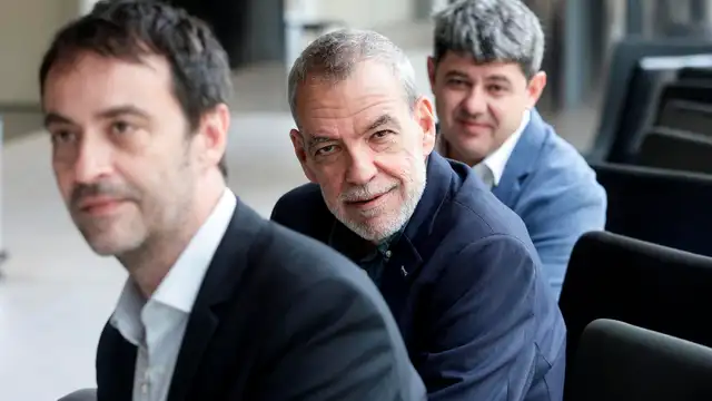 "Imagino un bar con tres tíos...": apostó por quién era Carmen Mola en julio de 2020 y casi hace pleno