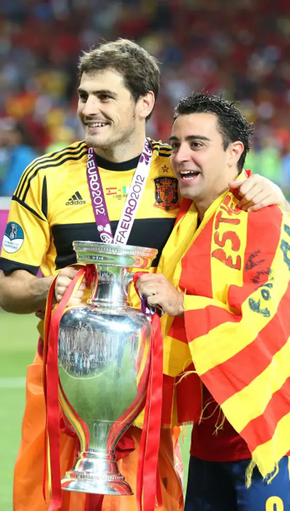 Xavi Hernández e Iker Casillas.