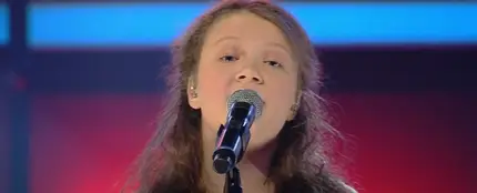 Beata Thunberg, la hermana de Greta que canta, hace teatro y se prepara como activista del feminismo Beata Thunberg, la hermana de Greta que canta, hace teatro y se prepara como activista del feminismo
