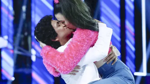 Agoney y Eva Soriano se besan en 'Tu cara me suena' Cuarta gala